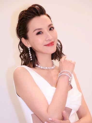 陈炜