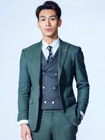 戴向宇