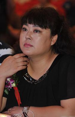 李菁菁