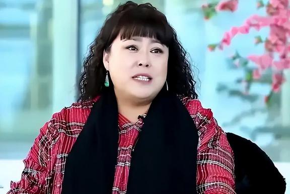 李菁菁
