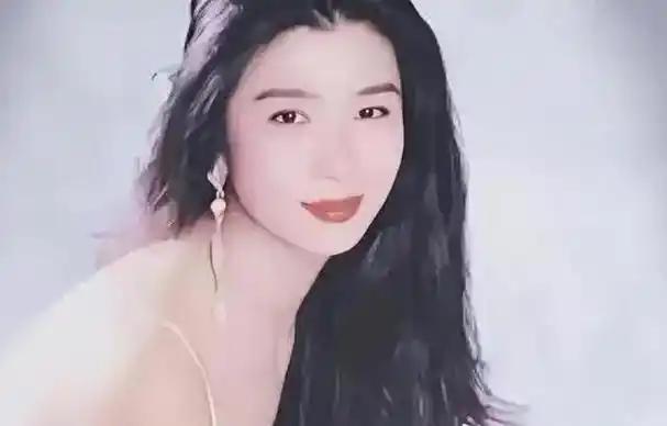 吴家丽
