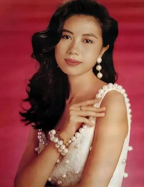 杨宝玲