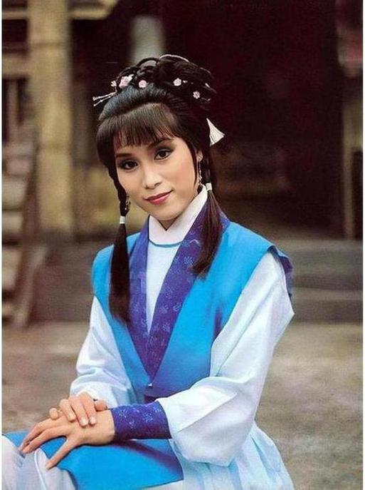 杨盼盼